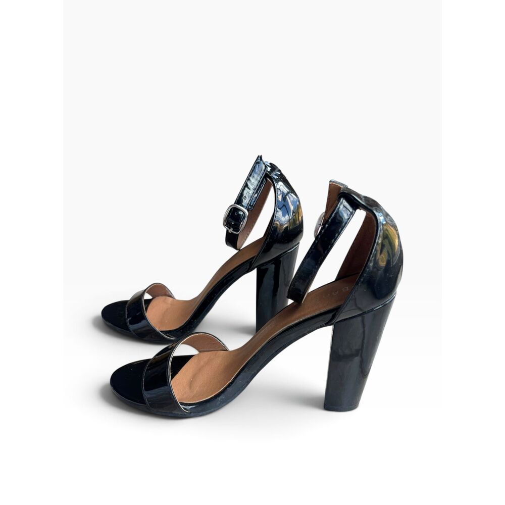 Bamboo Womens 7 Frenzy Black Patent Ankle Strap Chunky Block Heel Sandals Shoes